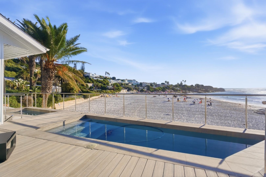 3 Bedroom Property for Sale in Clifton Western Cape